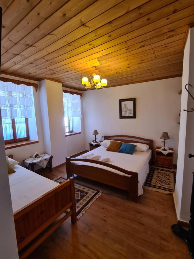 Santa Room-Old Bazaar Center-Gjirokastër Eksteriør billede